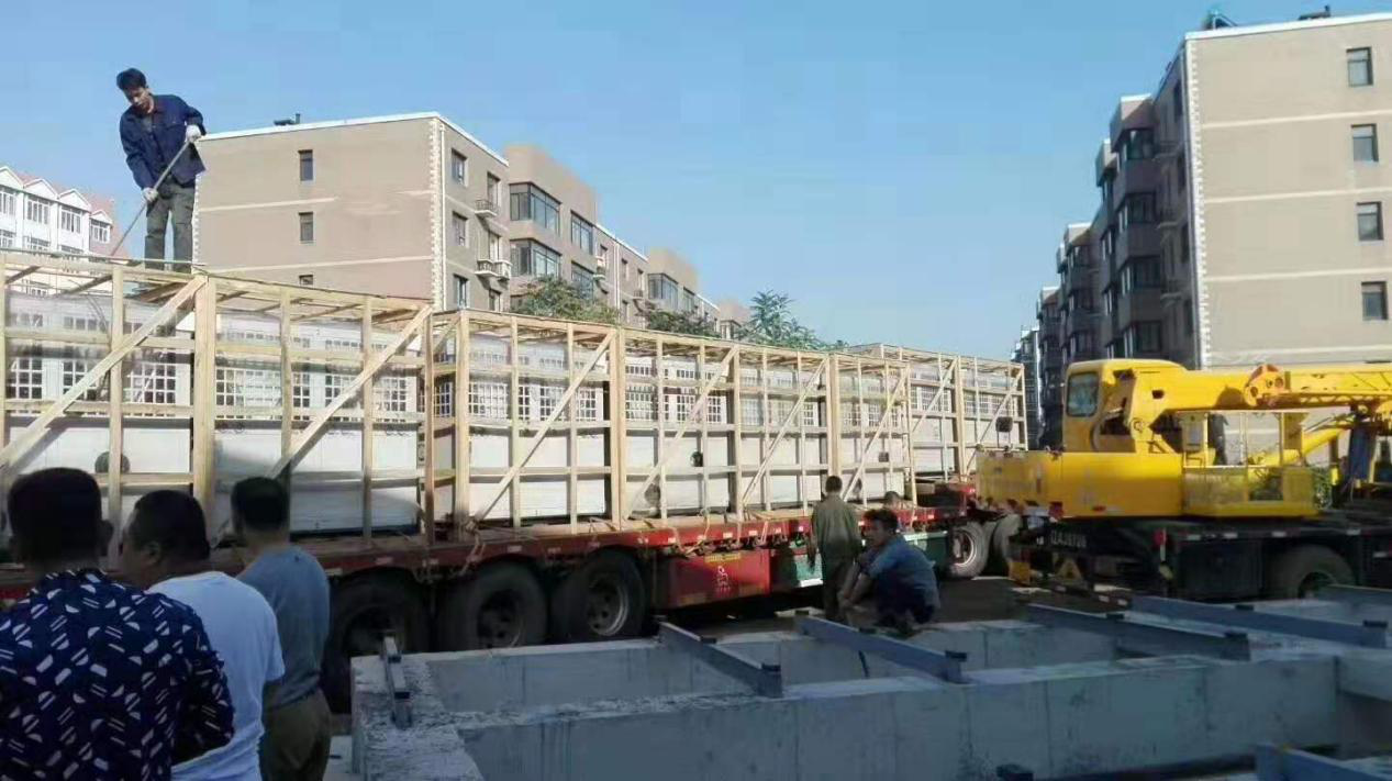 大型酒店日常熱水用什么設(shè)備？